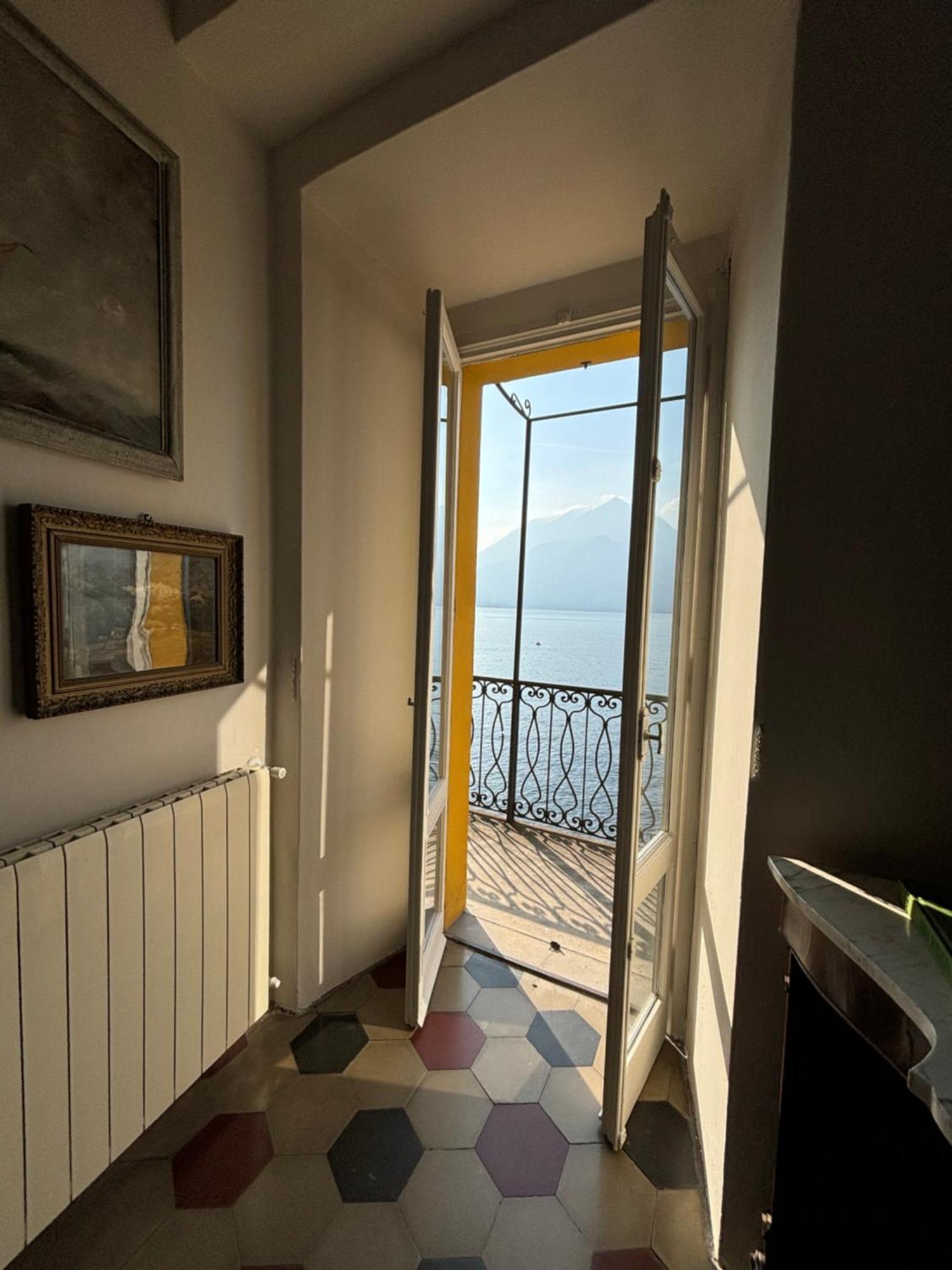 Varenna Caffe Apartment المظهر الخارجي الصورة