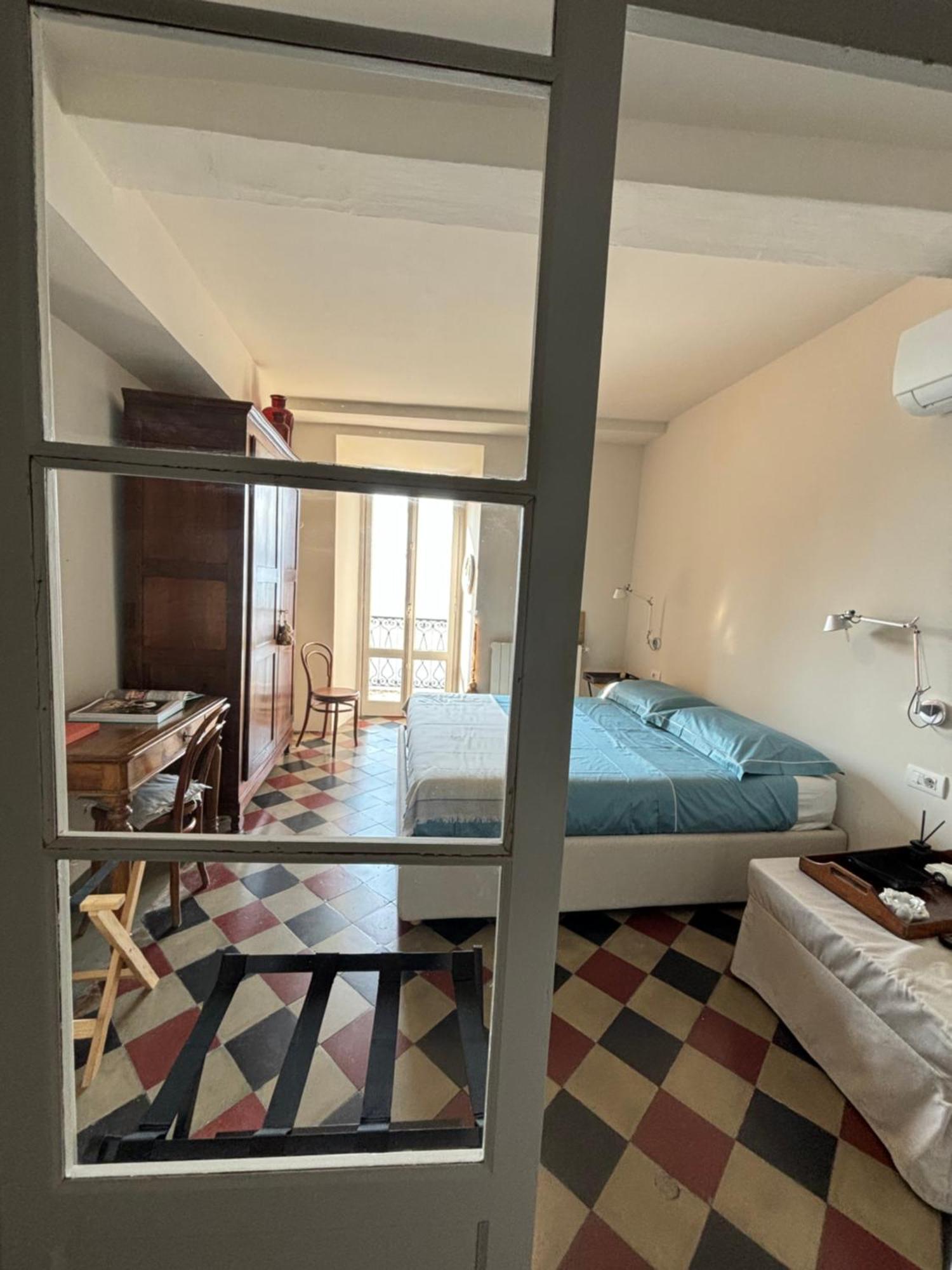 Varenna Caffe Apartment المظهر الخارجي الصورة