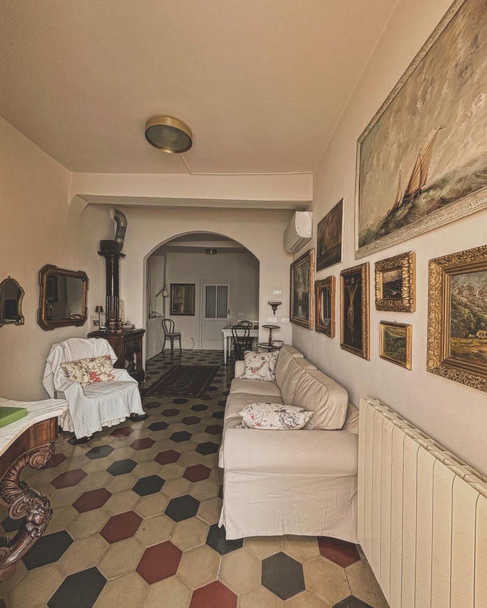 Varenna Caffe Apartment المظهر الخارجي الصورة