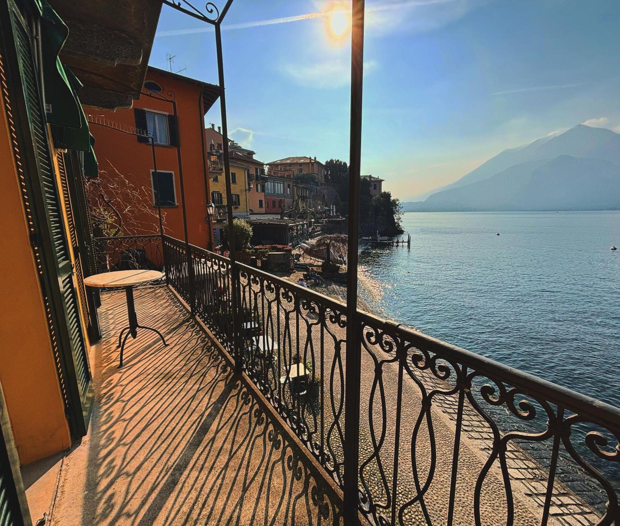 Varenna Caffe Apartment المظهر الخارجي الصورة